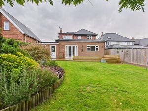 Rear- click for photo gallery